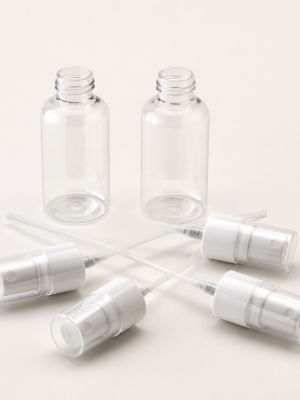 Fine-mist atomiser pump heads with overcaps and dip tubes
