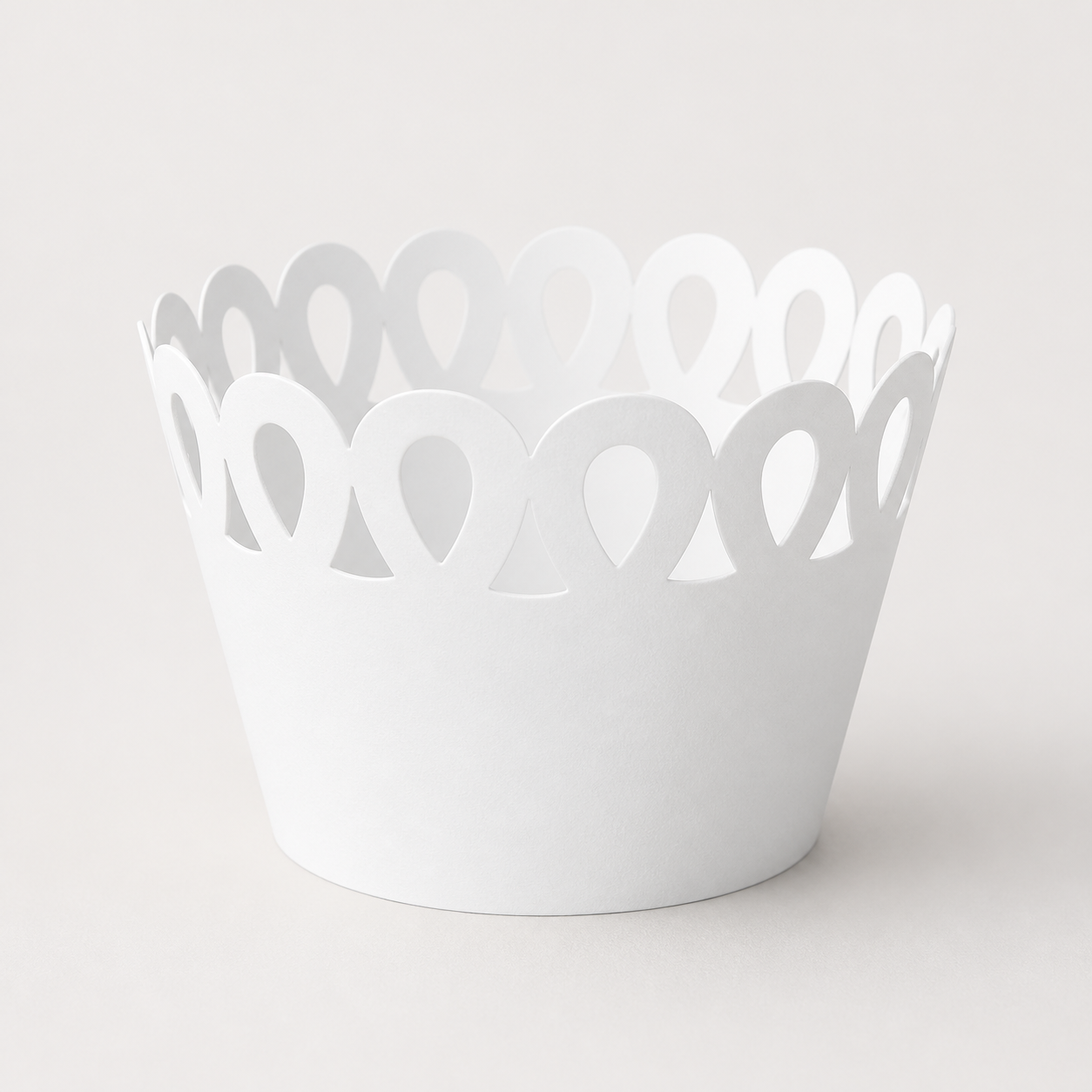 Decorative white cupcake wrapper