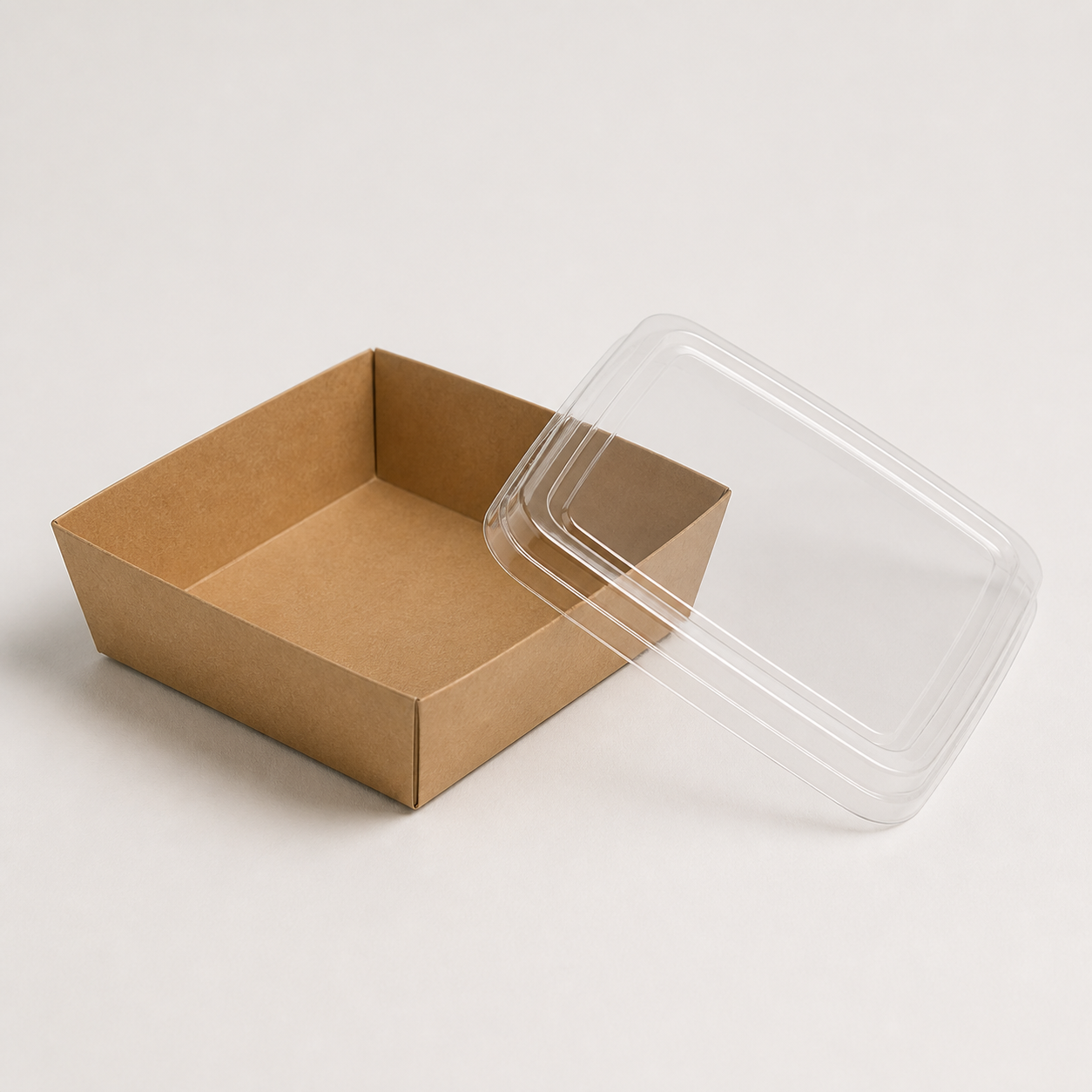 Square kraft takeaway tray with clear lid