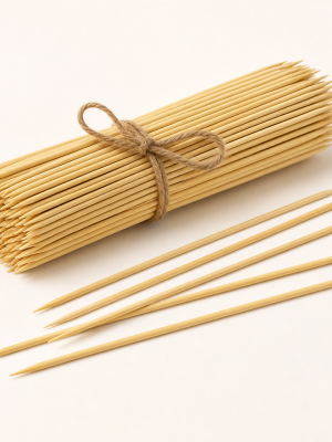 Medium length natural bamboo kebab skewers bundled for food service